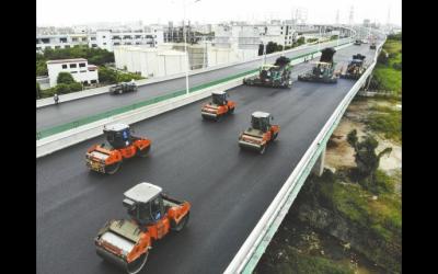 廣中江高速四期工程路面工程完工